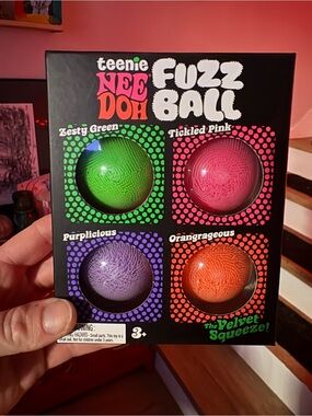 teenie NEEDOH Fuzz Ball 4 pack